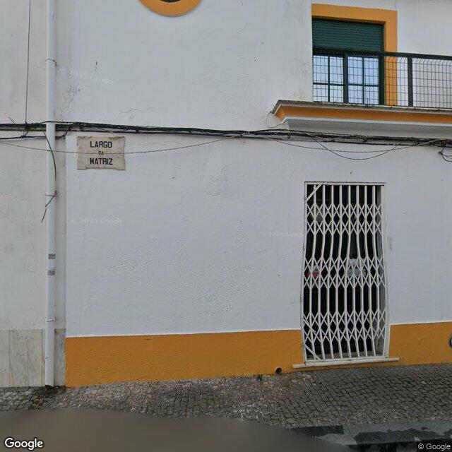 Fogo em mato acompanhado pela Proteção Civil no concelho de Alandroal
